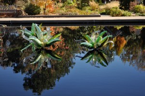 Mirrored Green Hornets and Gold Waterdrops